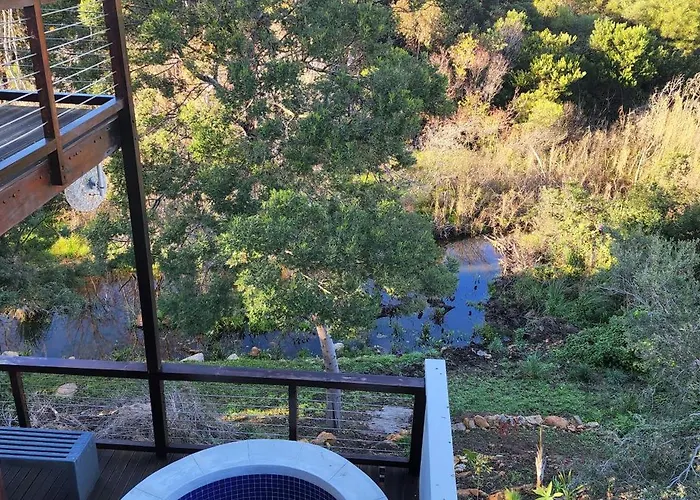 4 Bed Selfcatering River Tree House Overlooking The Onrus River