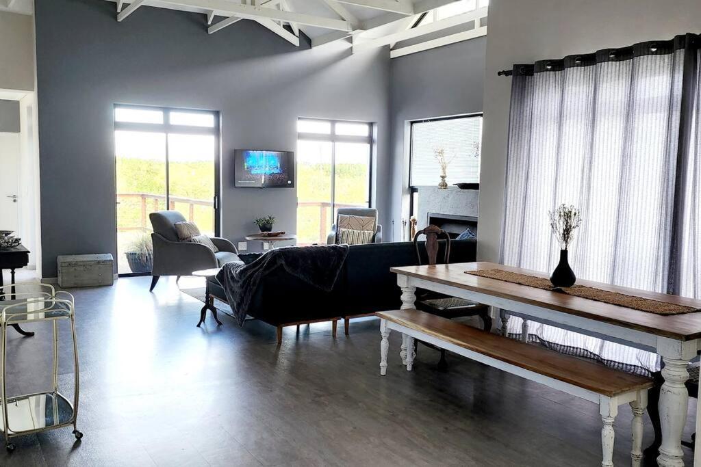 4 Bed Selfcatering River Tree House Overlooking The Onrus River Hermanus