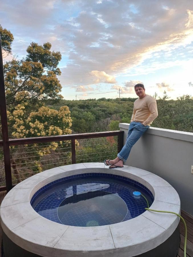 Casa de Férias 4 Bed Selfcatering River Tree House Overlooking The Onrus River Hermanus